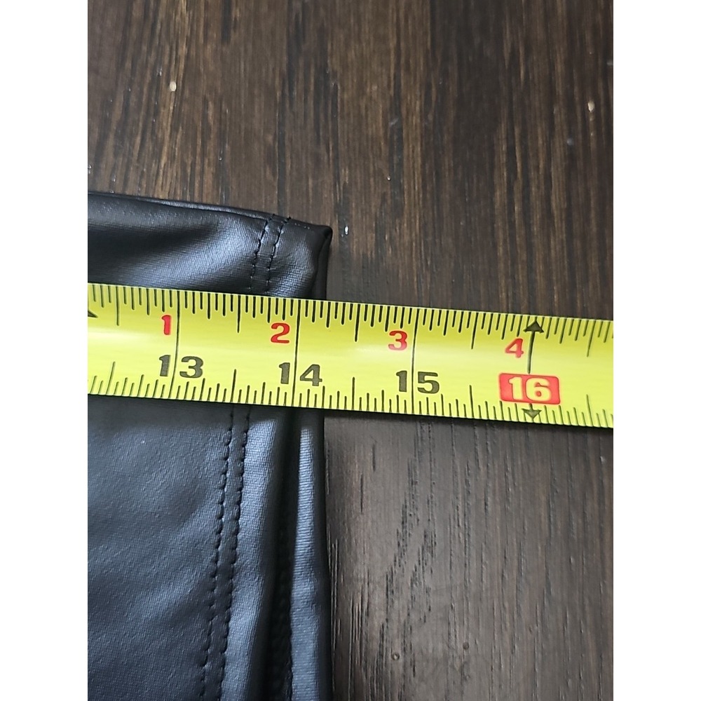 Fashion Nova Black Women's Faux Leather High-Waisted Short Size L - Picture 7 of 11